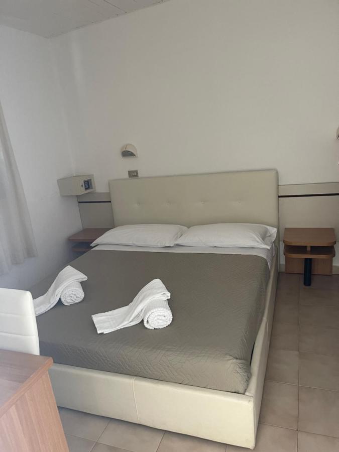 Elsa Mima Milano Marittima Exterior foto